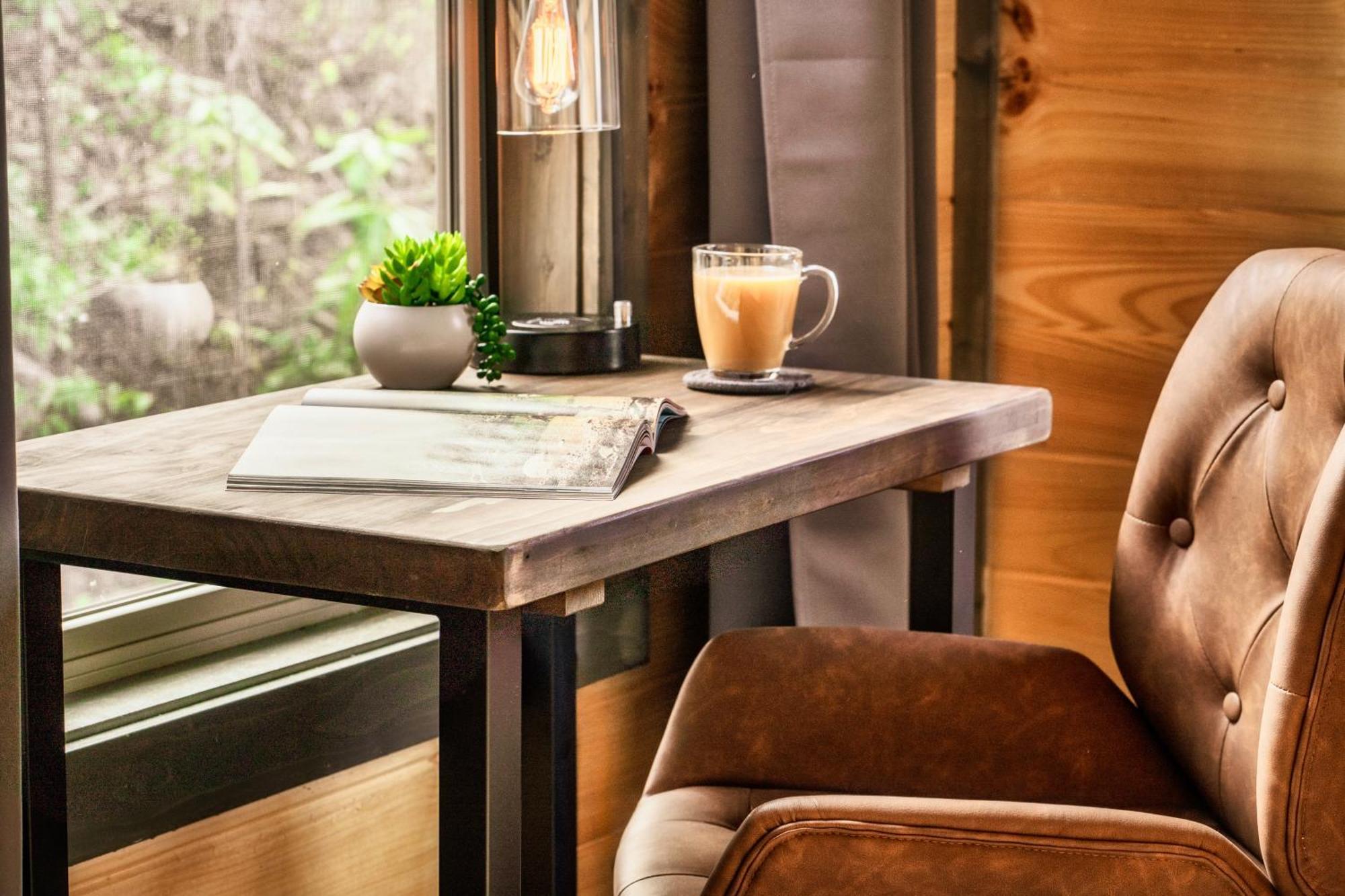 Mountainscape - Brand New Cabin W Views - Hottub - Firetable - Ps5 - Pooltable - 3 Pools Гетлинбург Екстериор снимка