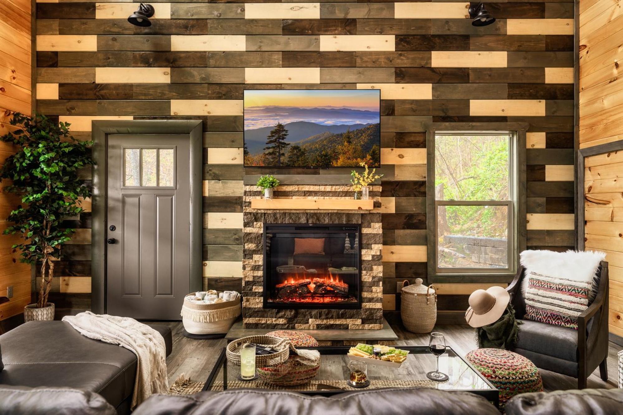Mountainscape - Brand New Cabin W Views - Hottub - Firetable - Ps5 - Pooltable - 3 Pools Гетлинбург Екстериор снимка